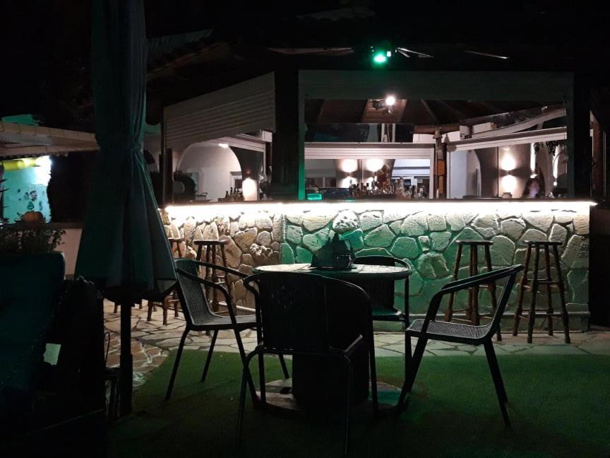 Aquarius Hotel Foúrka Eksteriør bilde