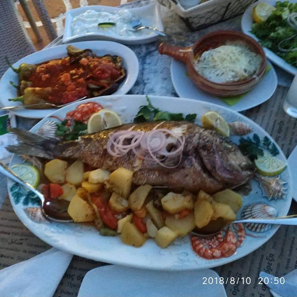 Aquarius Hotel Foúrka Eksteriør bilde
